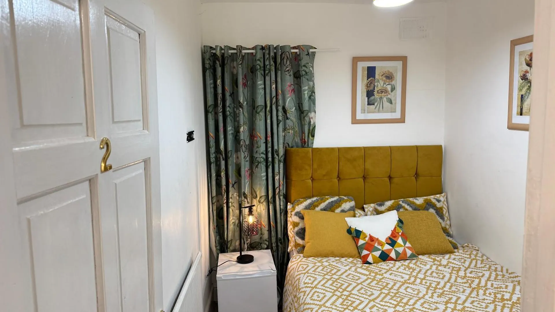 Bed & Breakfast Luxury Room In Sheffield City Road
