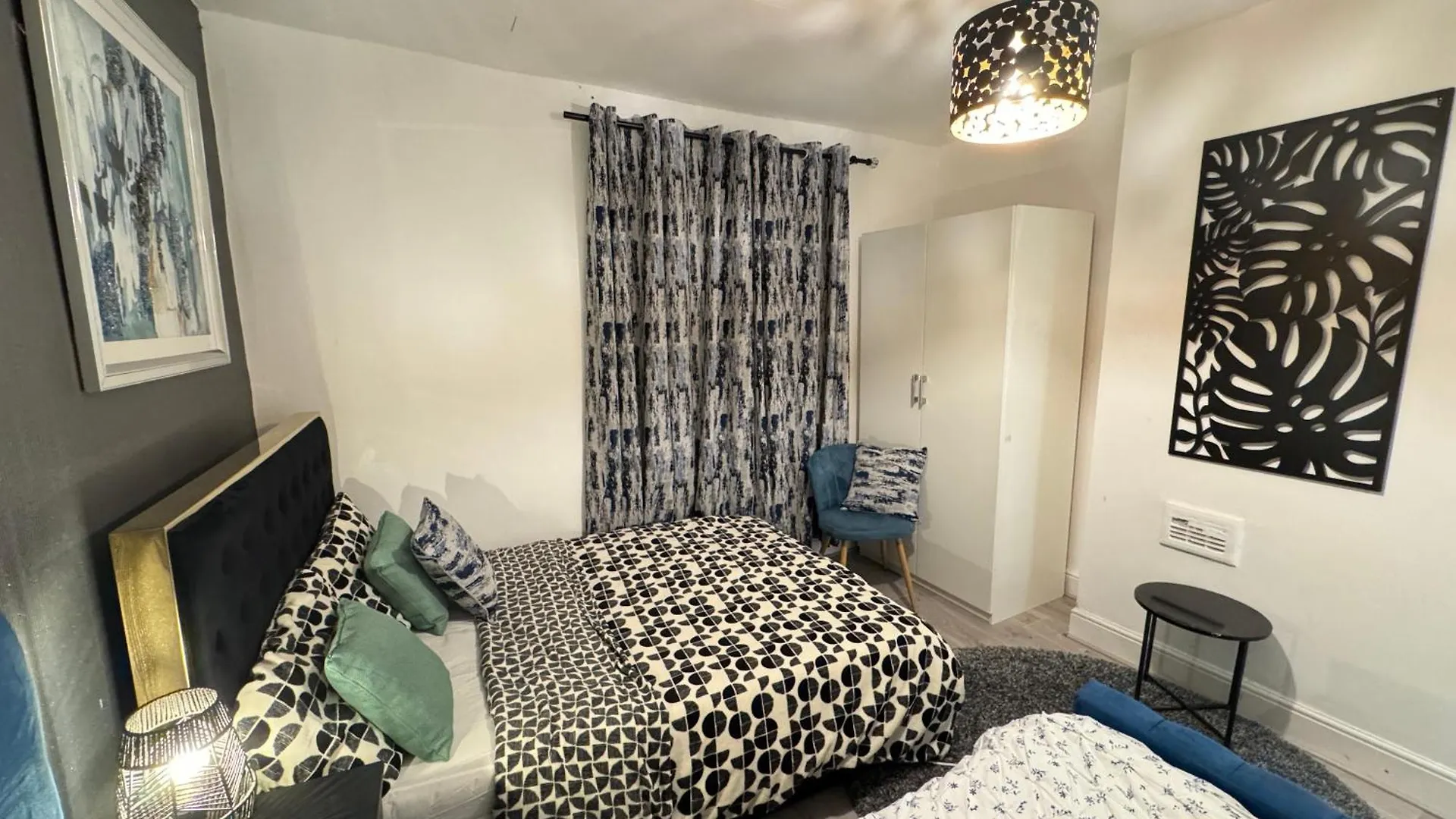 Luxury Room In Sheffield City Road Bed & Breakfast