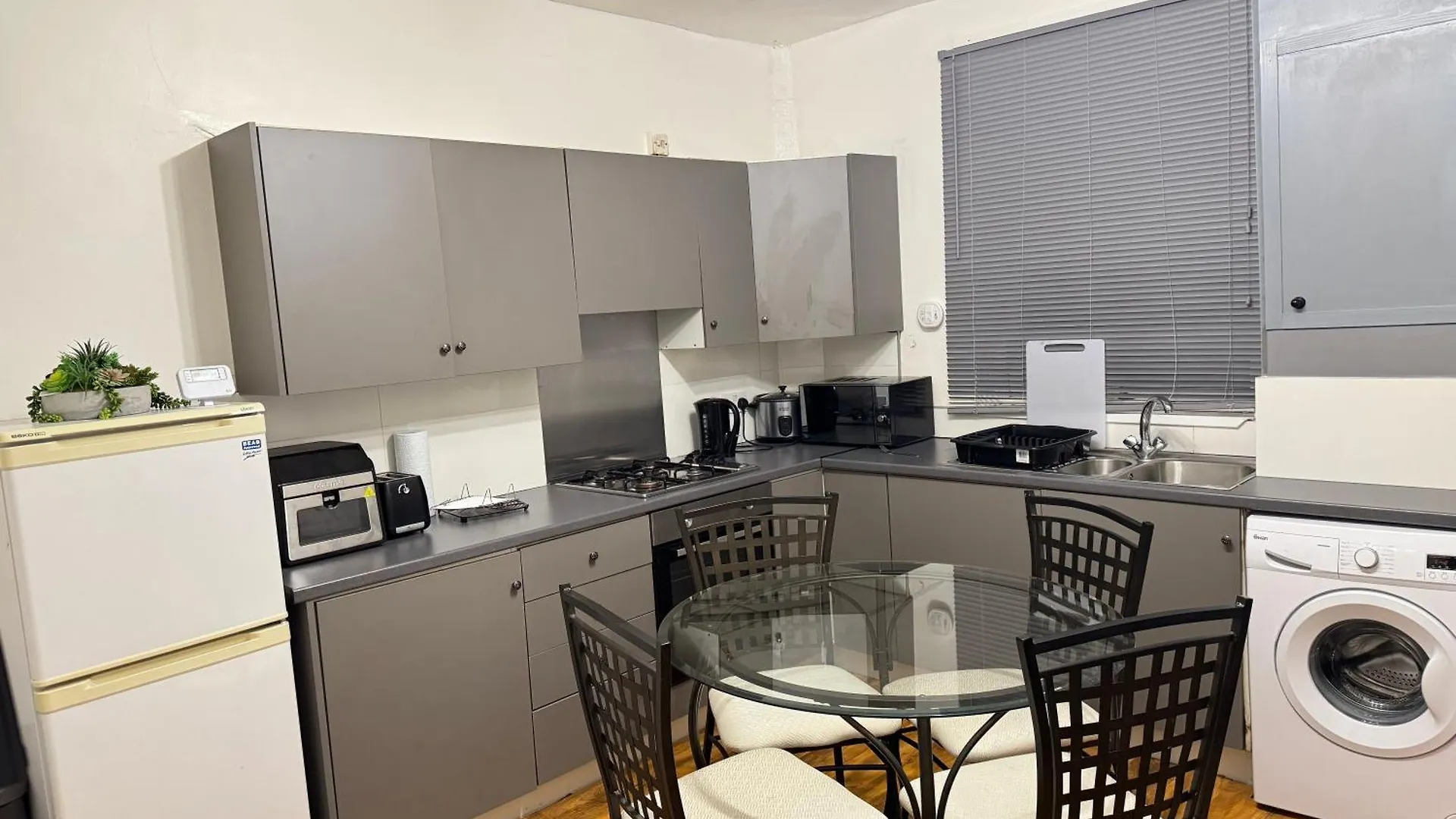 Bed & Breakfast Luxury Room In Sheffield City Road